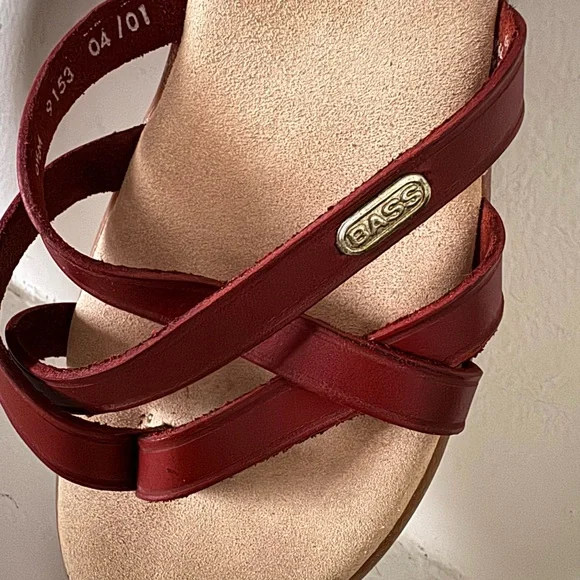 G. H. Bass & Co. Women's Sunjuns - Picture 2 of 9